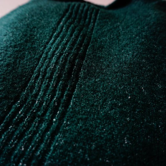 Suzy Shier Green Mock Neck Sweater - Picture 2 of 9